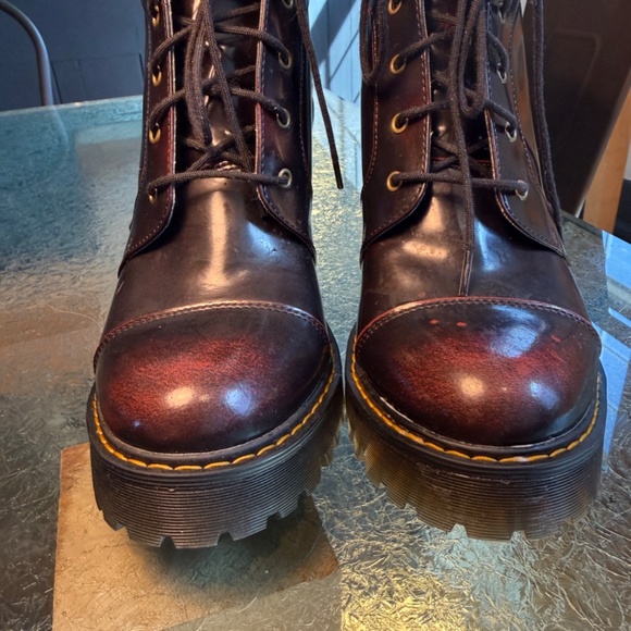 Dr.Martens Averil Arcadia Leather Cherry Ankle Heeled Boots Size 11 - Picture 8 of 10